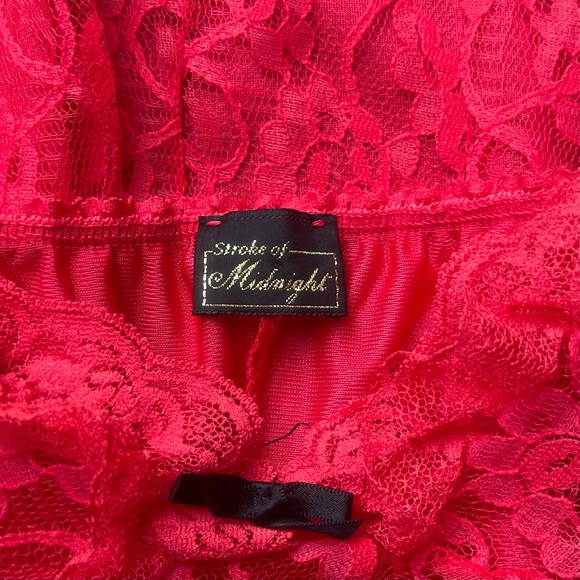 Vintage Stroke of Midnight Red Lace Lingerie Slip Spaghetti Strap High Low Skirt - Picture 9 of 9